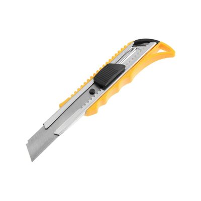 Нож универсальный ТУНДРА, металлическая направляющая, квадратный фиксатор, усиленный, 18 мм 2433695