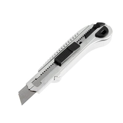 Нож универсальный ТУНДРА, усиленный, металлический, квадратный фиксатор, 18 мм 2812970