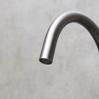 LM5079GMN Expert Смеситель для кухни с поворотным изливом, графит нано LEMARK