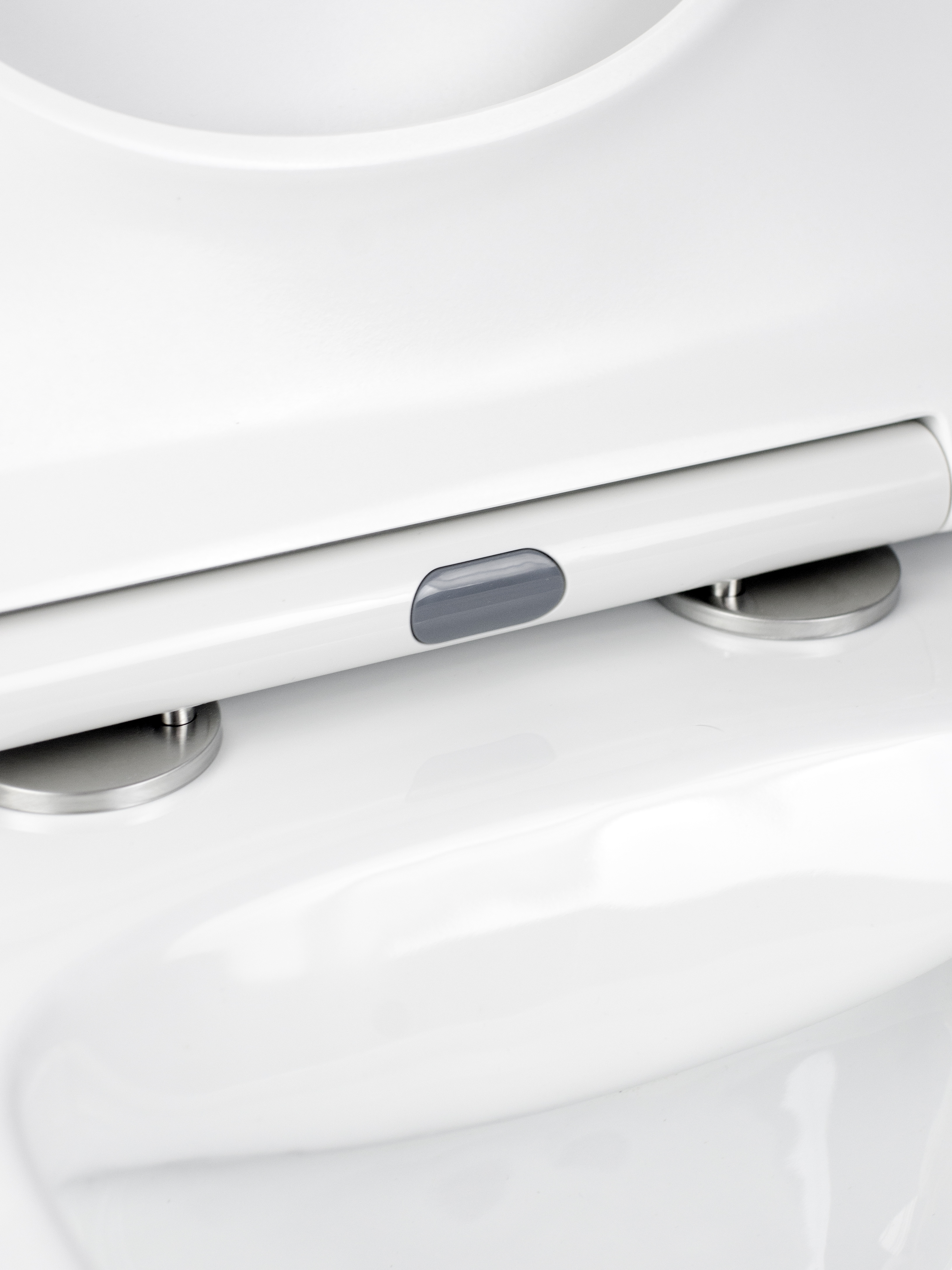 Унитаз подвесной безободковый HOLLER BLOCK (520*340*355мм, сиденье дюропласт, микролифт) белый