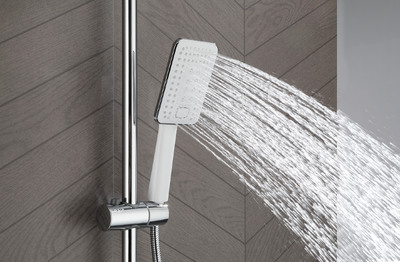 LM7013C Tropic Смеситель для ванны с верхней душевой лейкой "Тропический дождь", с поворотным изливом, белый/хром LEMARK	